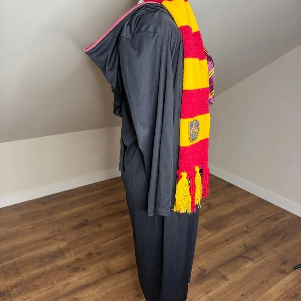Harry Potter Gryffindor Costume Robe Bundle Scarf, Tie & Glasses Halloween